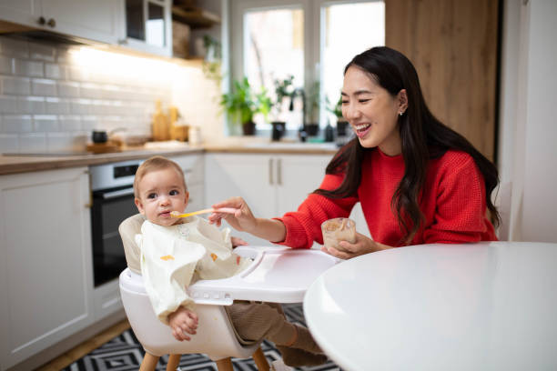 落ち着いて子育てする主婦